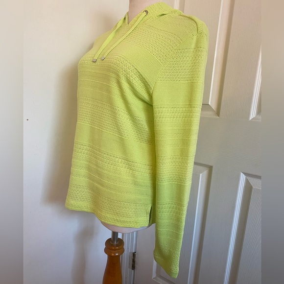 Dolcezza Lime Green Hooded Sweater - Picture 9 of 10